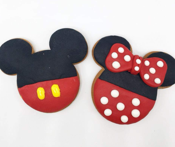 Mickey & Winnie Design Cookies