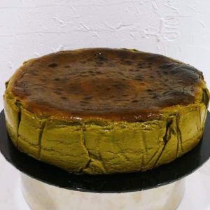 Hojicha Burnt Cheesecake